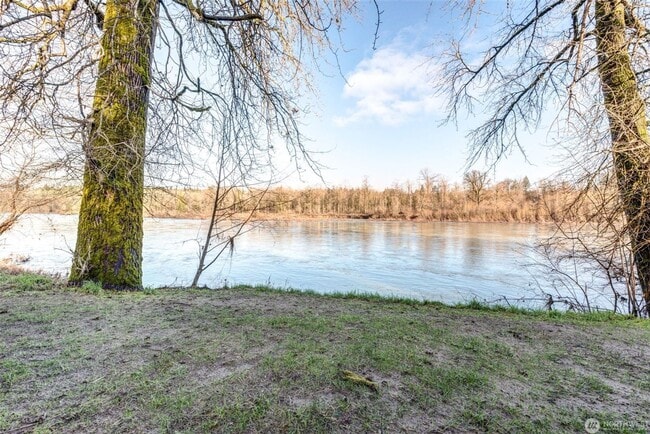 Foto del edificio - 26015 166th St SE