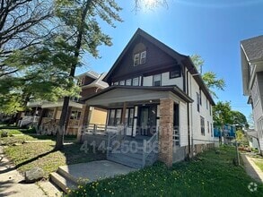 Building Photo - 2461 N 45th St