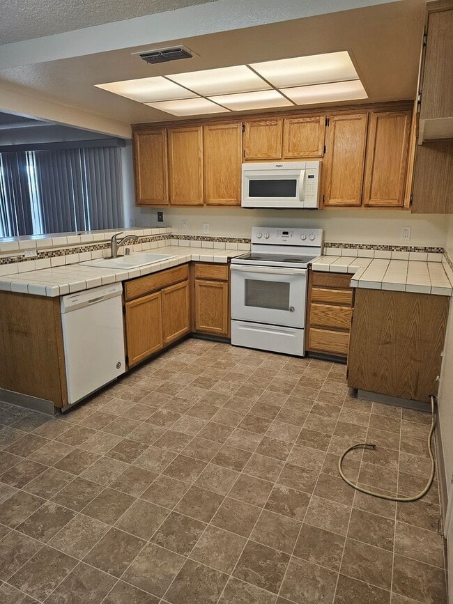 Photo - UPDATED 4 BED HOME IN SACRAMENTO!! $500 OFF MOVE-IN SPECIAL!