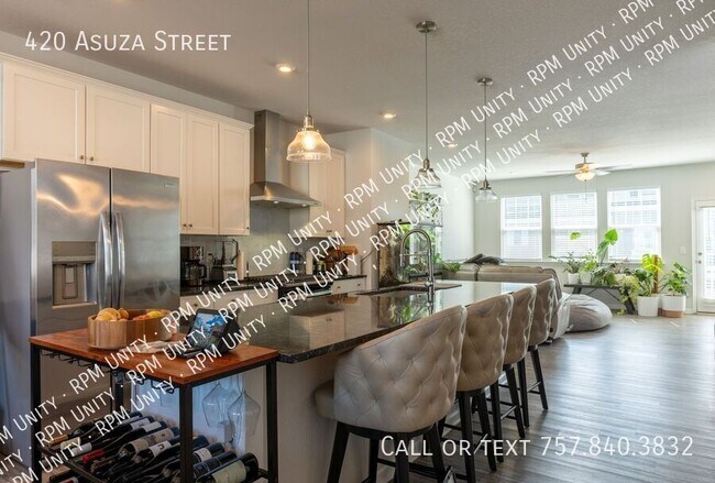 Building Photo - 420 Asuza St