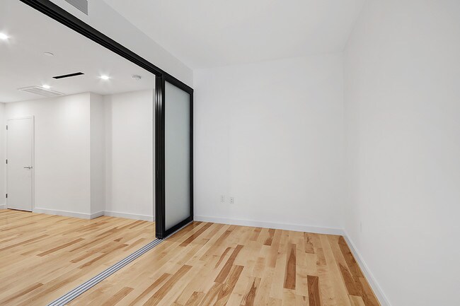 Building Photo - 63 W 104th St