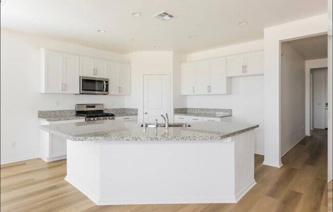 Foto del edificio - 25208 Zircon Rd