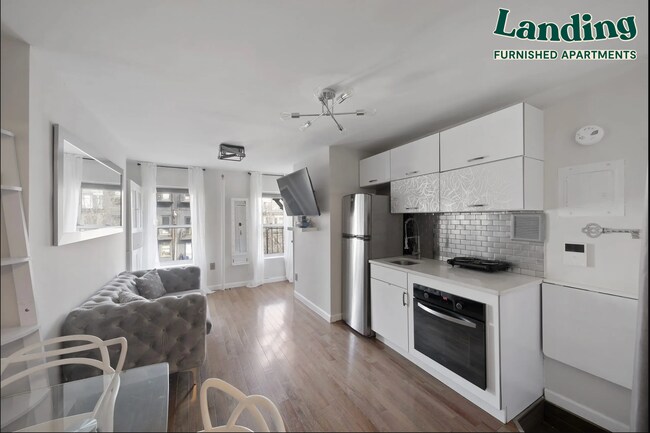 Foto del edificio - 371 E 10th St