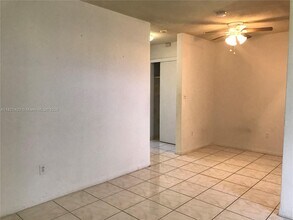 Building Photo - 2450 NE 188th St