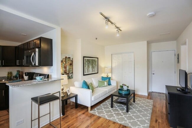 5050 North Sheridan Rd., Unit 406, Chicago, IL 60640 - 5020 N Sheridan Rd