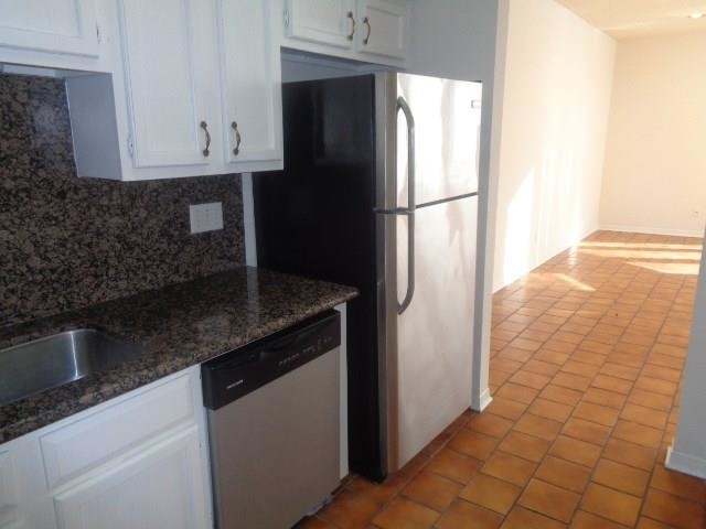 Building Photo - 1112 Bering Dr