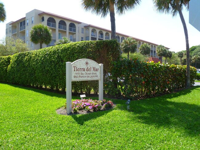 Foto del edificio - 950 Ponce De Leon Rd