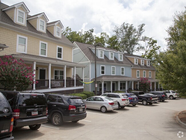 Foto del edificio - North Avenue Cottages