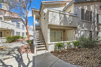 Building Photo - 3103 Key Largo Dr