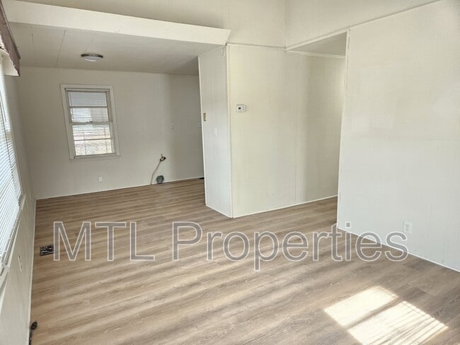 Foto del edificio - 401 Glenwood Ave