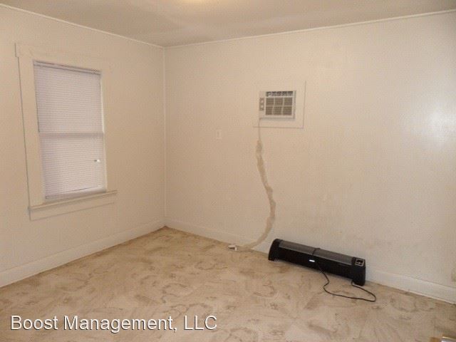 Building Photo - 2 br, 1 bath House - 8413 N Taliaferro Ave