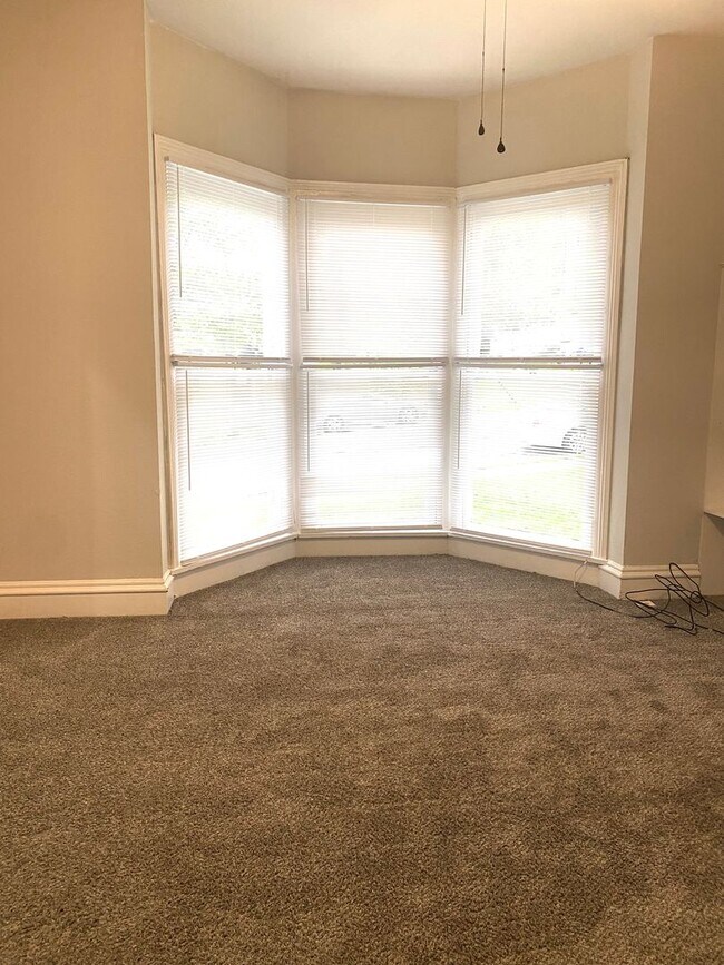 Foto del edificio - 212 Tinkler St