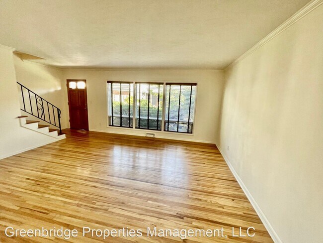 Building Photo - 3 br, 1 bath House - 533 NE Church St.