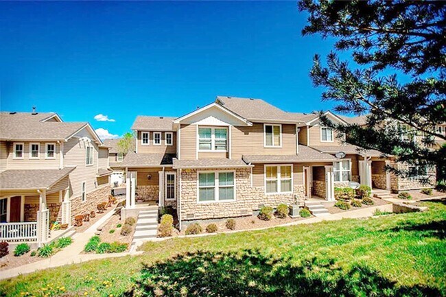 Building Photo - 3 bedroom townhome in Northeast Colorado Springs