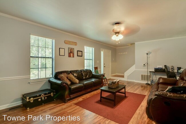 Building Photo - 3 br, 2 bath House - 217 Dry Creek Road