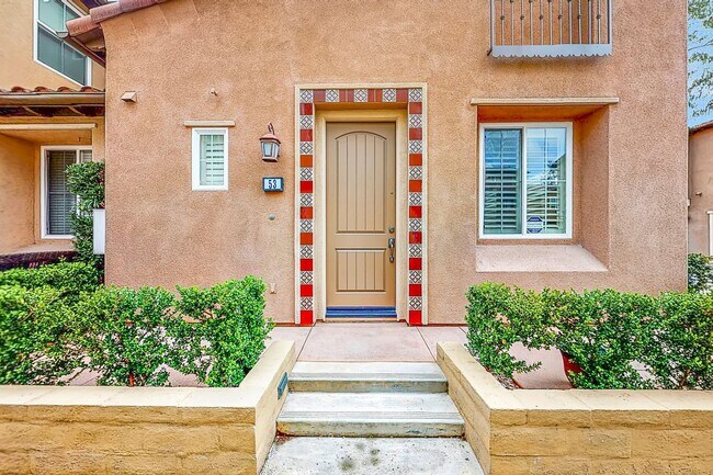 Foto del edificio - Outstanding Townhome in Aliso Viejo
