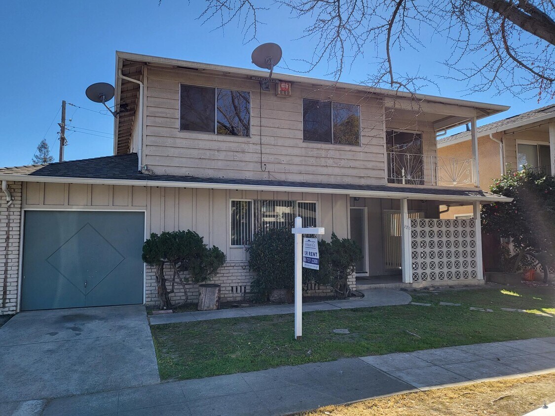 1526 Stokes St Unit 1, San Jose, CA 95126 Apartments in San Jose, CA