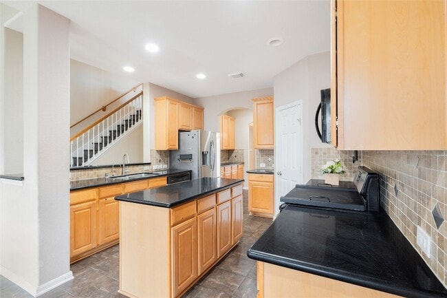 Foto del edificio - 16622 Dover Mills Dr