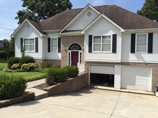 Primary Photo - 191 Scenic Cir
