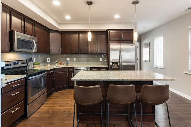 Foto del edificio - 2201 Reading Rd