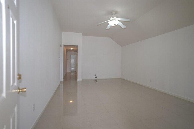 Foto del edificio - 19327 Camellia Knoll Trail