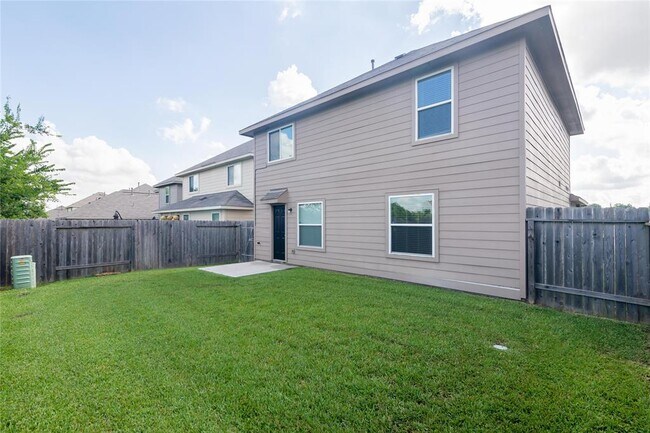 Foto del edificio - 13242 Ingram Gap Ln