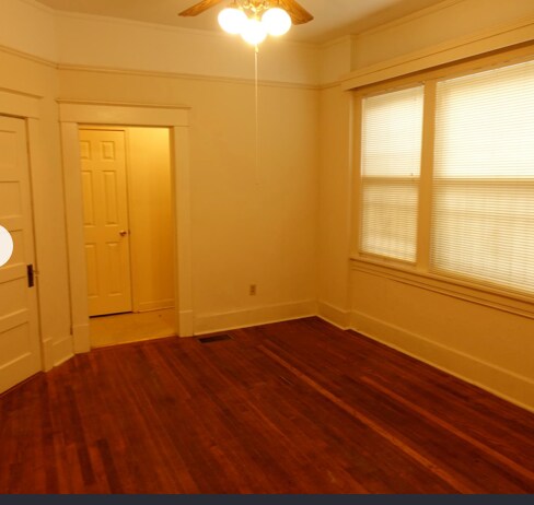 Building Photo - 515 W 24th St