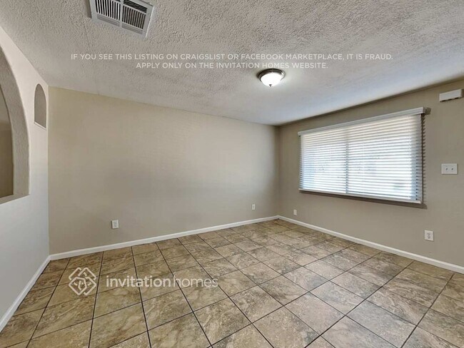 Foto del edificio - 4102 N 71st Ln
