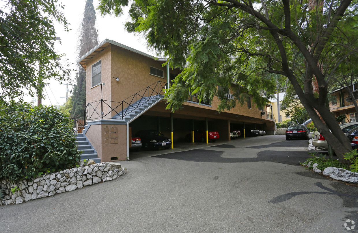 Primary Photo - Vineland Villa Apartments