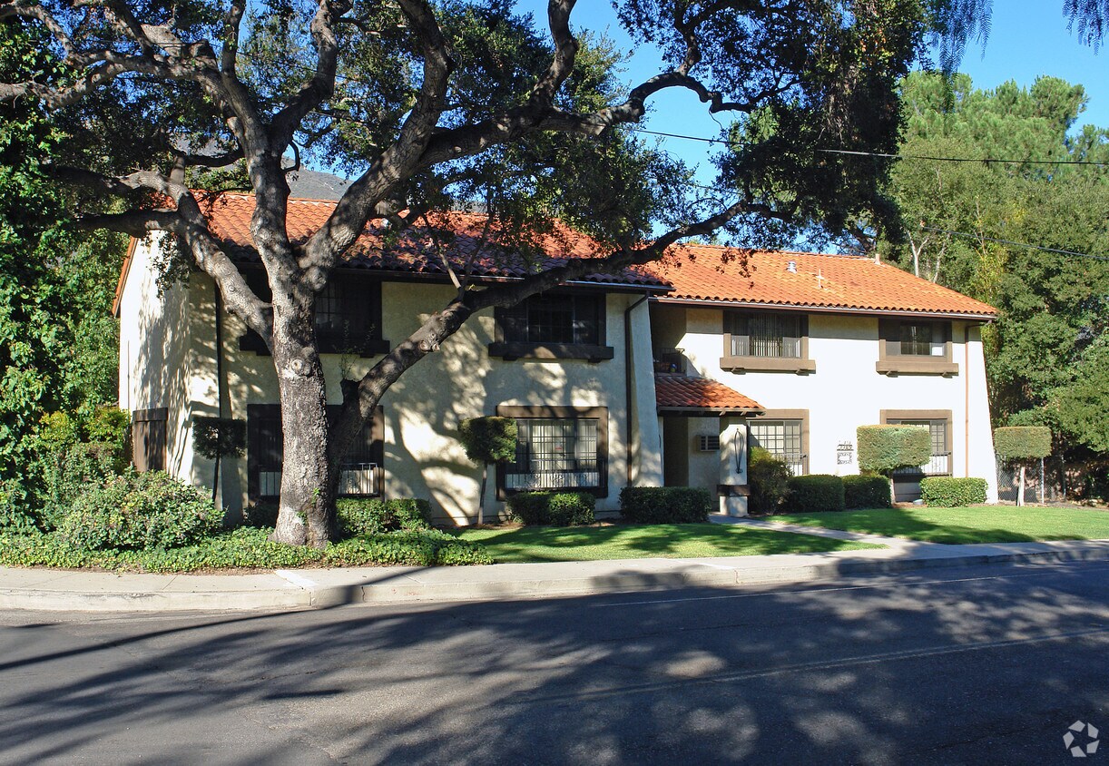 Primary Photo - Casa Grande