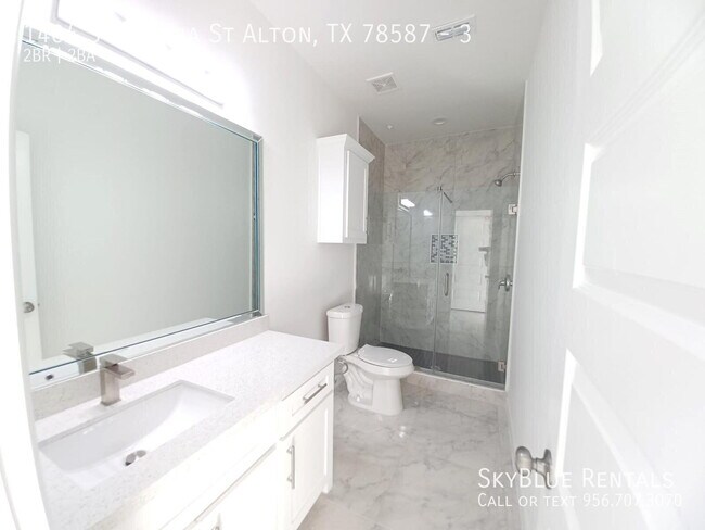 Foto del edificio - 1404 S Xanthia St