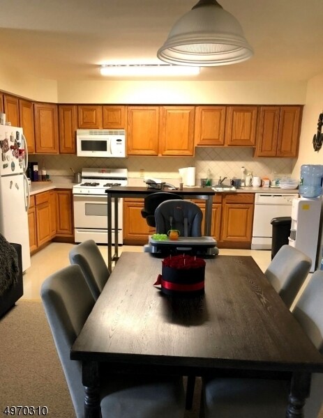 Foto del edificio - 500 Union Blvd, Unit C