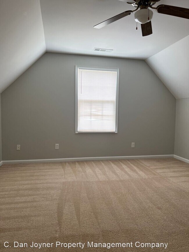 Foto del edificio - 3 br, 2 bath House - 6 Bluff Point Court