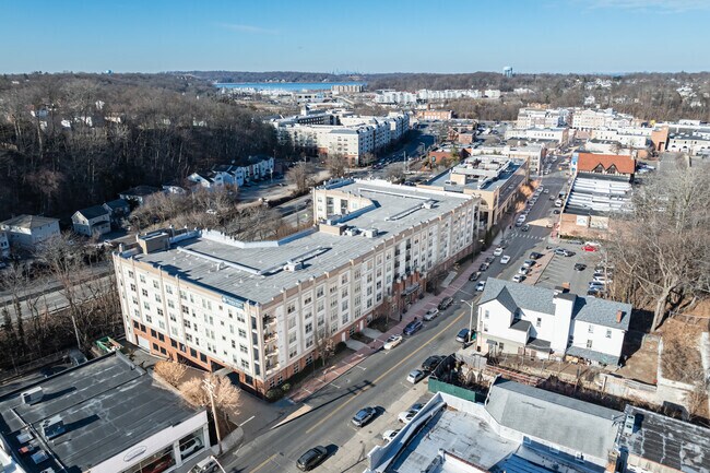 Building Photo - Fairfield Metro at Glen Cove II