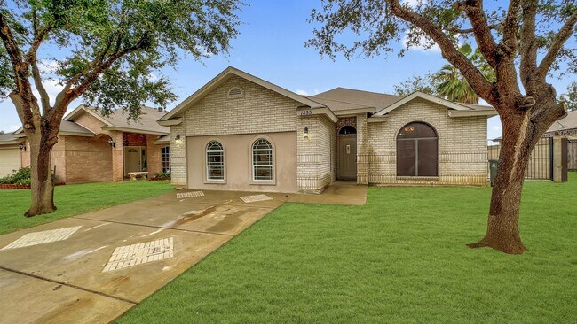 Building Photo - 1855 Stone Field Ln