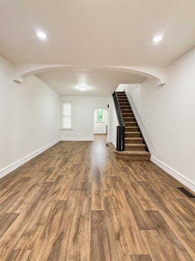 Foto del edificio - 3BR Home with Central Air & Pet-Friendly Living in Philadelphia