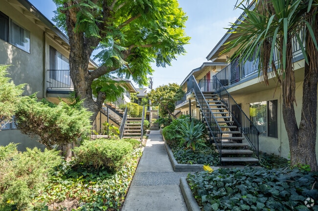 Building Photo - Orangefair Village