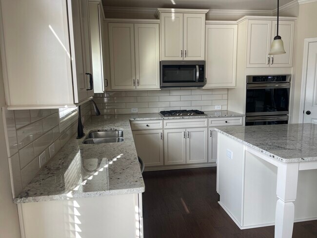 Foto del edificio - 5320 Austrian Pine Ct