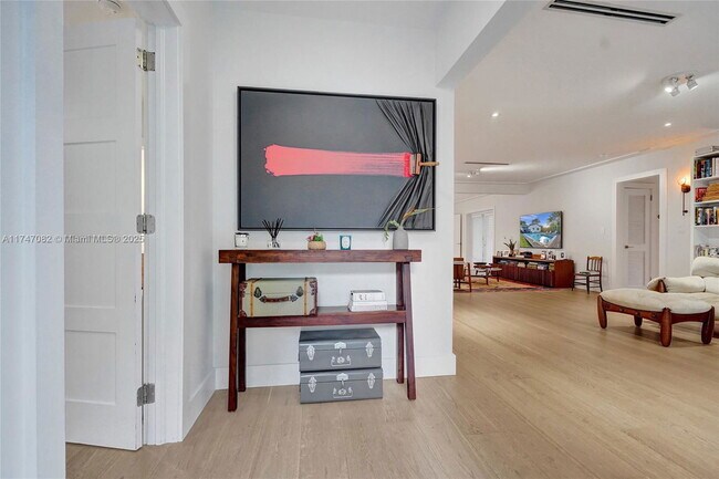 Photo - 1223 NE 102nd St House