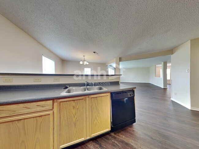 Building Photo - 659 Harvest Meadow Way