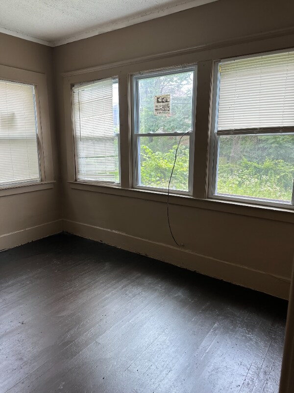 Foto del edificio - 4087 W Philadelphia St