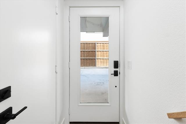 Building Photo - 2107 N Garrett Ave