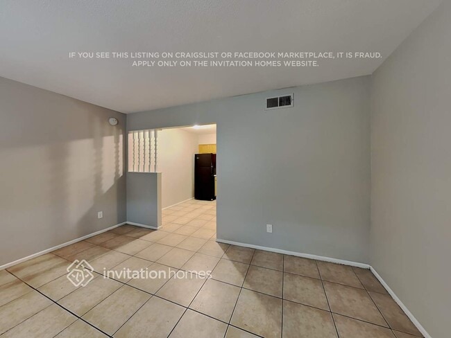 Foto del edificio - 1146 E Hatcher Rd