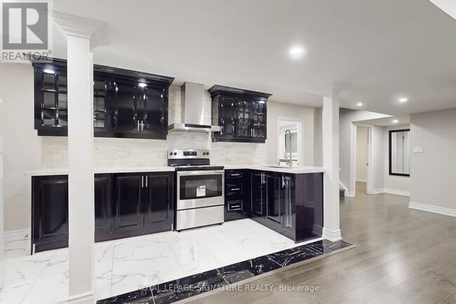 Building Photo - 38 Havanna Cres