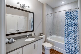 Weatherstone Flats photo'