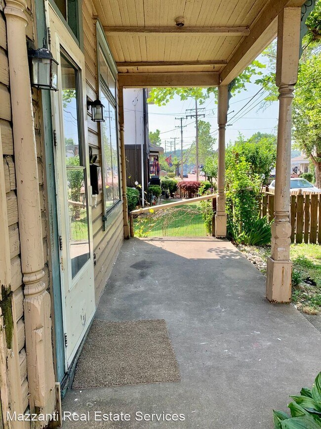 Building Photo - 3 br, 1 bath House - 412 Euclid Ave