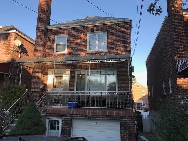 Primary Photo - 2228 Hering Ave