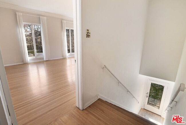 Foto del edificio - 1215 S Alfred St