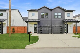 Building Photo - 2107 Esther Dr