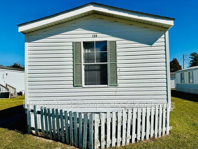 Foto del edificio - 120 Zack Cir